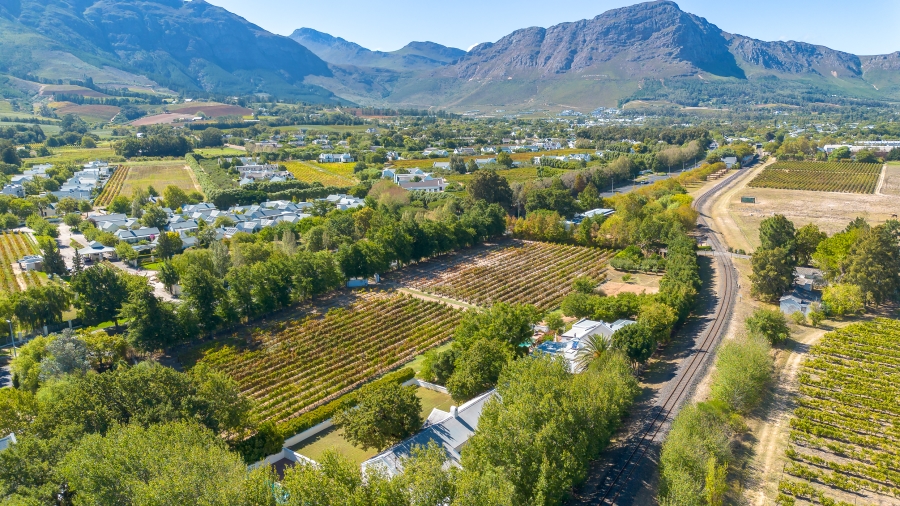 7 Bedroom Property for Sale in Franschhoek Western Cape